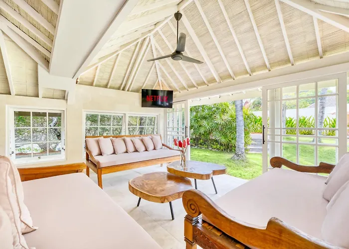 Holiday home Spacious 2 Combined 9 Bedrooms 2 Pools Seminyak (Bali)