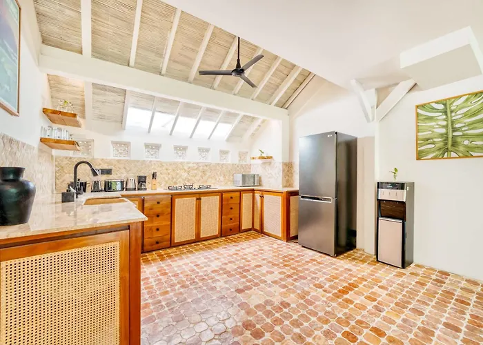 Holiday home Spacious 2 Combined 9 Bedrooms 2 Pools Seminyak (Bali)